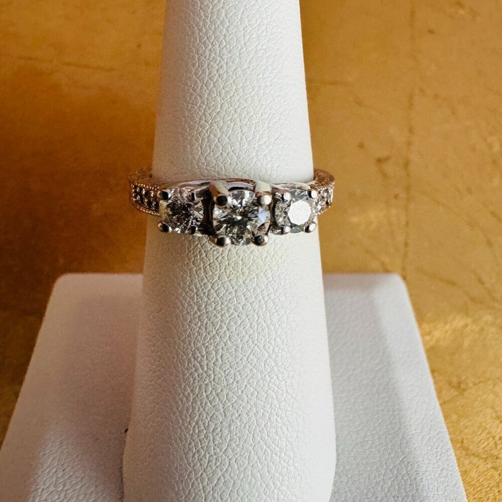 14K White Gold 3 Stone Diamond Ring Engagement Wedding Anniversary size 6.5
